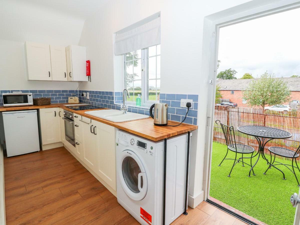 Well House Farm Flat 2 Apartment Chester Exterior photo